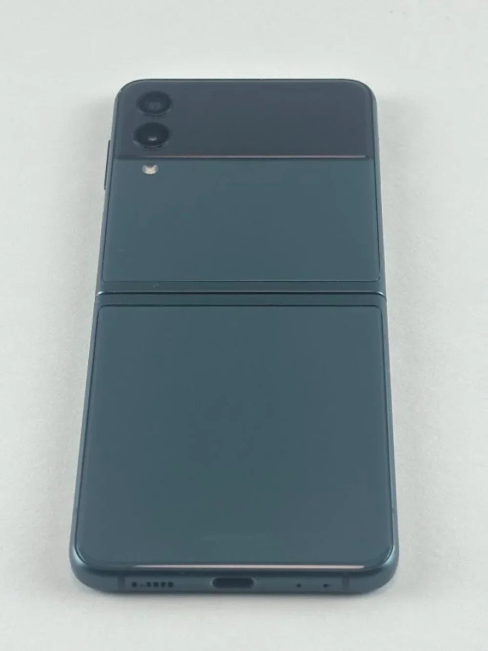 Samsung Galaxy Z Flip3 Unlocked (Originally Verizon) Good Condition 8 RAM 256 GB